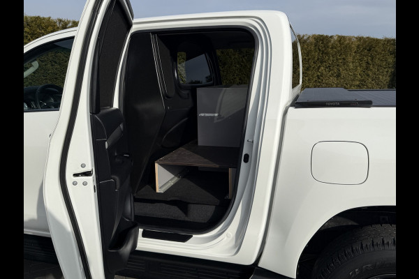Toyota Hilux 2.4 D-4D AUTOMAAT / 4x4 / 1e EIG. / 3.500 KG AHG / CAMERA / TREKHAAK / ECC / CRUISE / CARPLAY