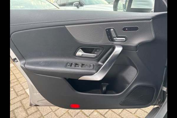 Mercedes-Benz CLA-Klasse Shooting Brake Aut. 200 Sol. AMG Sport Ed. | Navi | Panorama | Camera | LED