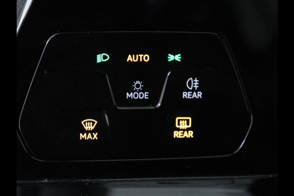 Volkswagen Golf Variant 1.0 TSI Life Business | Memory | Stoel & stuurverwarming | Adaptive Cruise | Camera | Carplay | Navigatie | Sfeerverlichting