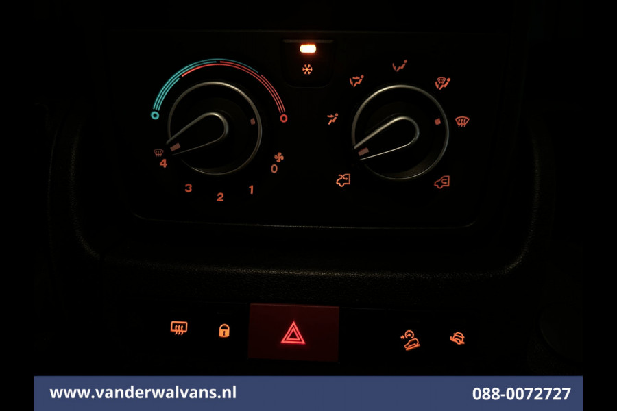 Peugeot Boxer 2.2 BlueHDi 141pk Bakwagen 436cm Lang Laadklep Euro6 Airco | Cruisecontrol | Bijrijdersbank