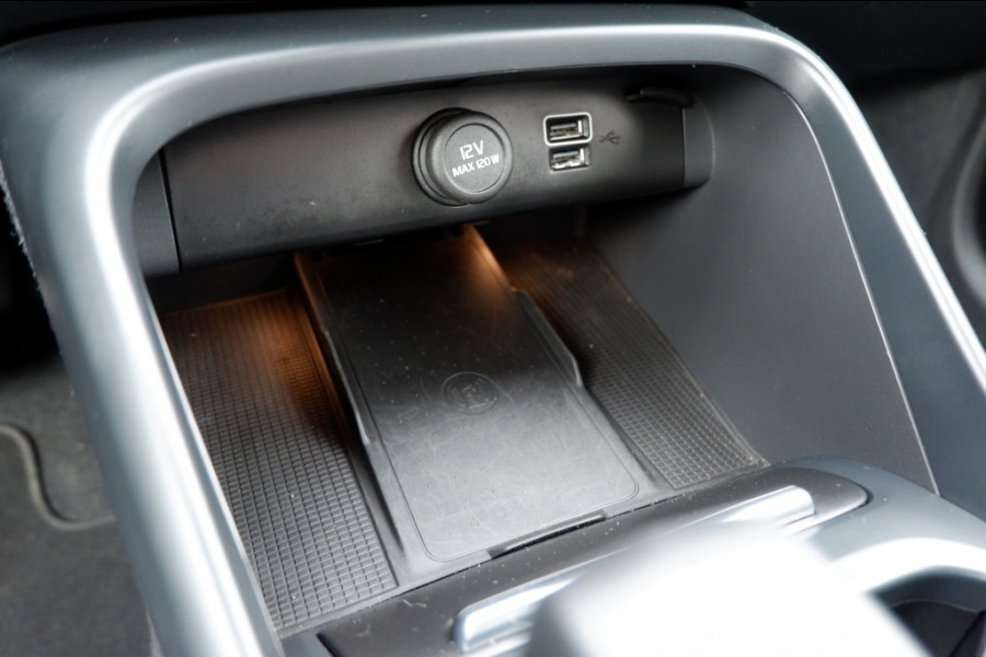 Volvo XC40 1.5 T5 Core-Bright / INCL. 12 mnd BOVAG / Keyyless /E.Achterklep