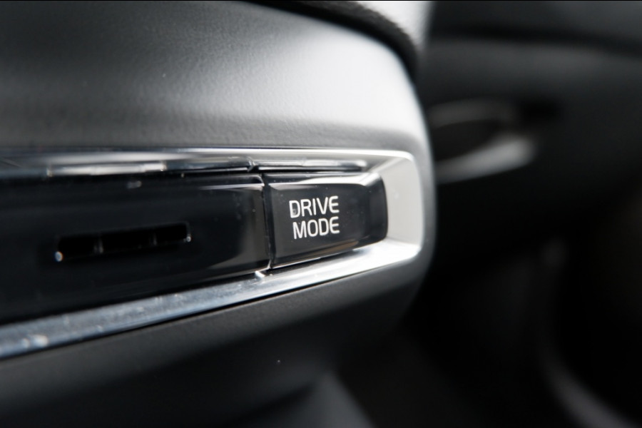 Volvo XC40 1.5 T5 Core-Bright / INCL. 12 mnd BOVAG / Keyyless /E.Achterklep