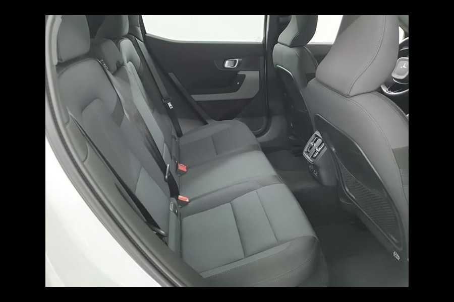 Polestar 2 Long Range Dual Motor Launch Edition 78kWh | Navi | Panorama | Pilot Plus | Camera