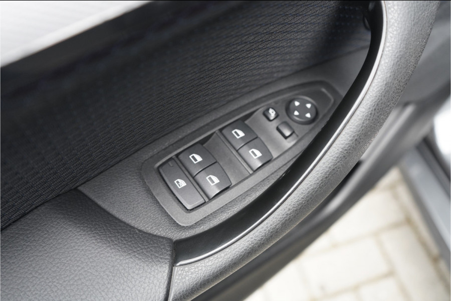 BMW X2 sDrive20i M-Sport Pano Keyless HUD