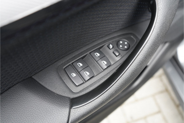 BMW X2 sDrive20i M-Sport Pano Keyless HUD