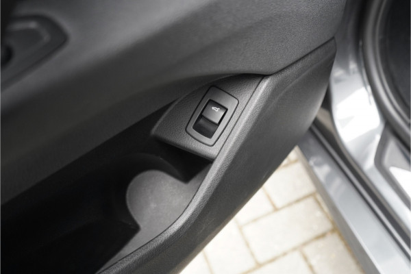 BMW X2 sDrive20i M-Sport Pano Keyless HUD