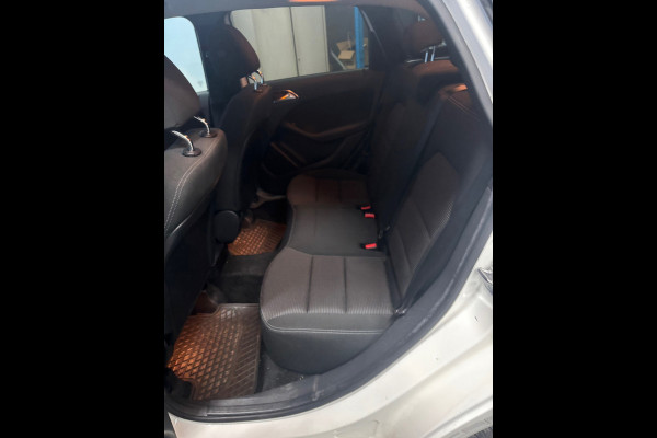Mercedes-Benz B-Klasse 220 d Ambition