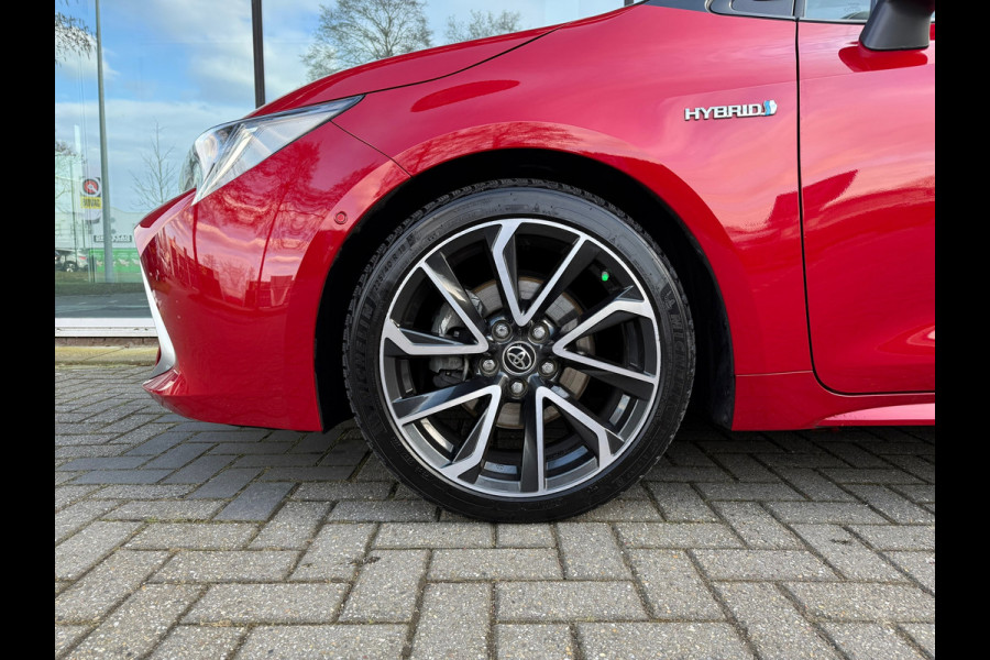 Toyota Corolla 2.0 Hybrid Executive - Automaat - Navi - Camera - Winterpakket - Org.NL