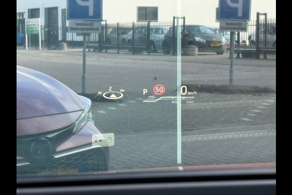 Toyota Corolla 2.0 Hybrid Executive - Automaat - Navi - Camera - Winterpakket - Org.NL