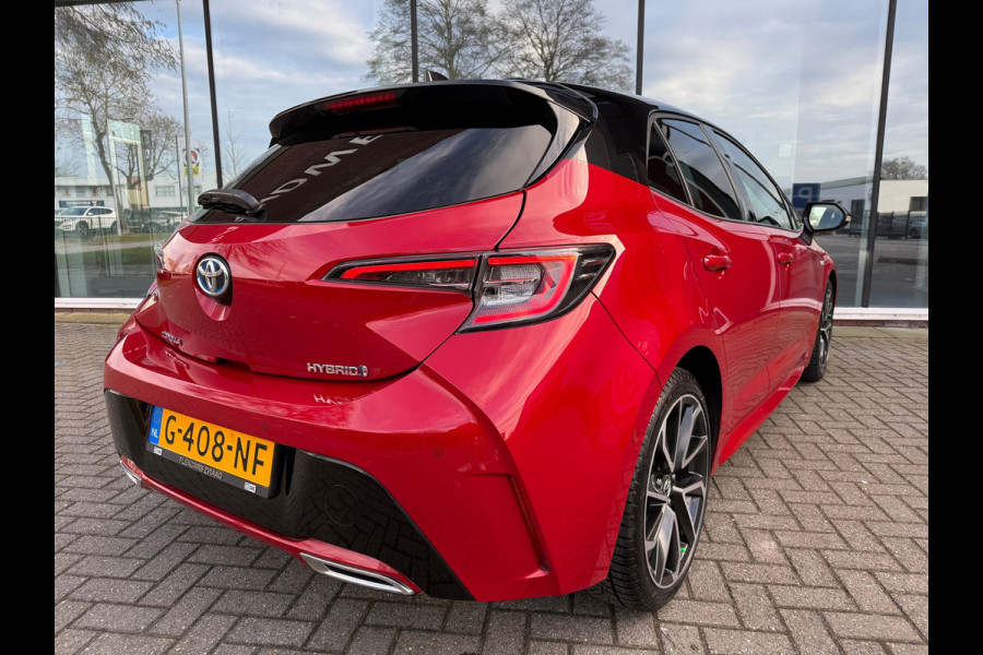 Toyota Corolla 2.0 Hybrid Executive - Automaat - Navi - Camera - Winterpakket - Org.NL