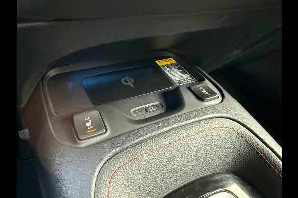 Toyota Corolla 2.0 Hybrid Executive - Automaat - Navi - Camera - Winterpakket - Org.NL