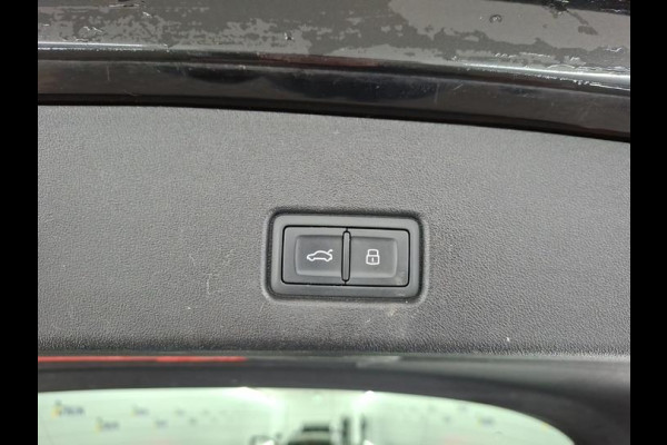 Audi Q4 e-tron 40 S-Line Competition 77 kWh | Navi | Panorama | Virtual Cockpit