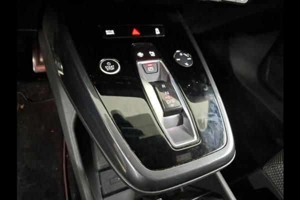 Audi Q4 e-tron 40 S-Line Competition 77 kWh | Navi | Panorama | Virtual Cockpit