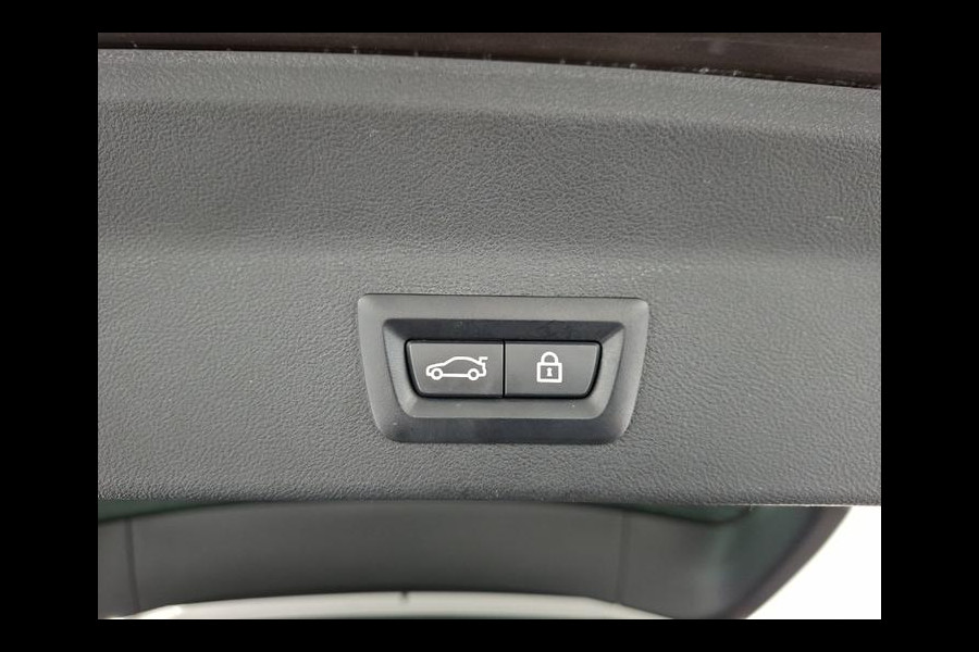 BMW iX3 Aut. High Executive 80 kWh | Navi | Panorama | Trekhaak | Camera