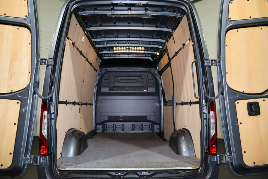 Mercedes-Benz Sprinter 317 CDI L2 H2 Automaat Navigatie Led