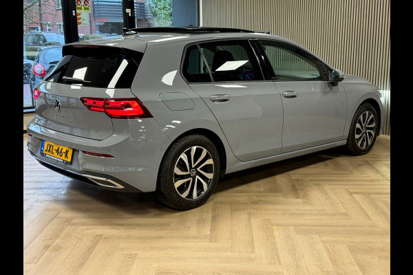 Volkswagen Golf 2.0 TDI DSG ACTIVE IQ LIGHT ACC LED PANO CAMERA PARKEERSENSOREN VOOR EN ACHTER STUURVERWARMING STOELVERWARMING