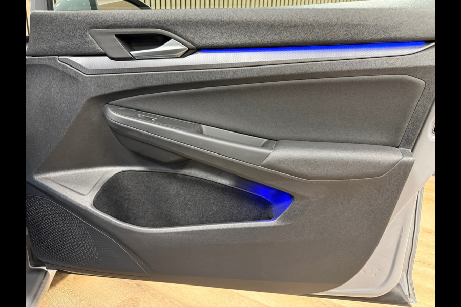 Volkswagen Golf 2.0 TDI DSG ACTIVE IQ LIGHT ACC LED PANO CAMERA PARKEERSENSOREN VOOR EN ACHTER STUURVERWARMING STOELVERWARMING