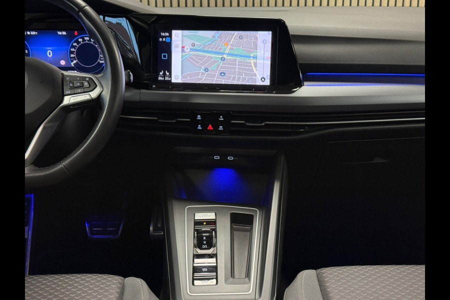 Volkswagen Golf 2.0 TDI DSG ACTIVE IQ LIGHT ACC LED PANO CAMERA PARKEERSENSOREN VOOR EN ACHTER STUURVERWARMING STOELVERWARMING