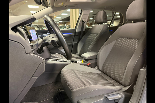 Volkswagen Golf 2.0 TDI DSG ACTIVE IQ LIGHT ACC LED PANO CAMERA PARKEERSENSOREN VOOR EN ACHTER STUURVERWARMING STOELVERWARMING