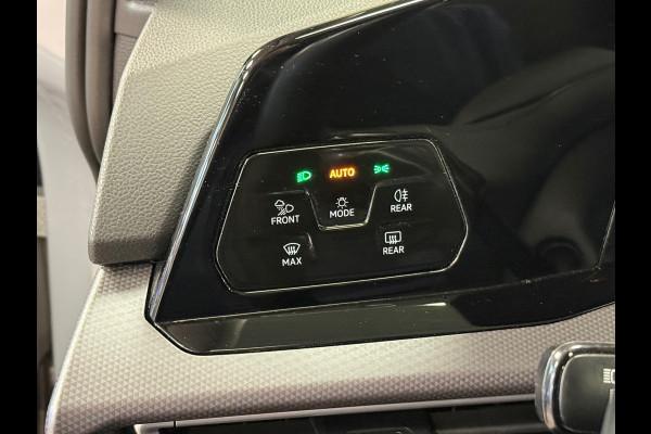 Volkswagen Golf 2.0 TDI DSG ACTIVE IQ LIGHT ACC LED PANO CAMERA PARKEERSENSOREN VOOR EN ACHTER STUURVERWARMING STOELVERWARMING