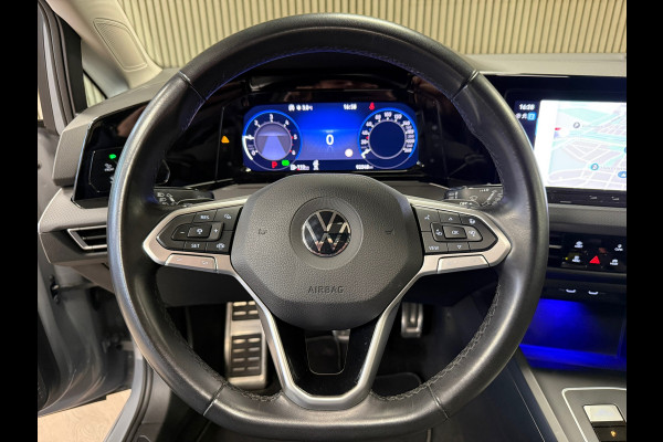 Volkswagen Golf 2.0 TDI DSG ACTIVE IQ LIGHT ACC LED PANO CAMERA PARKEERSENSOREN VOOR EN ACHTER STUURVERWARMING STOELVERWARMING