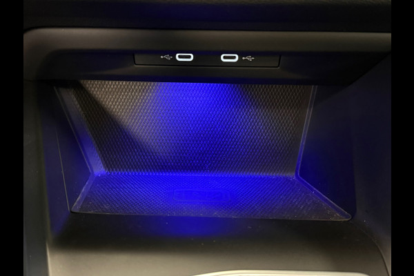 Volkswagen Golf 2.0 TDI DSG ACTIVE IQ LIGHT ACC LED PANO CAMERA PARKEERSENSOREN VOOR EN ACHTER STUURVERWARMING STOELVERWARMING