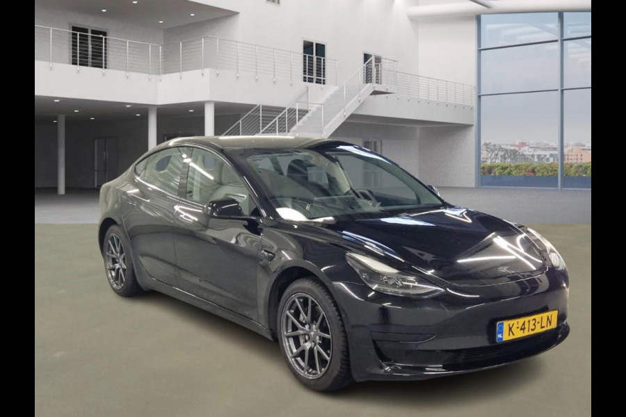 Tesla Model 3 Range Plus | Autopilot | Panorama | Leder |