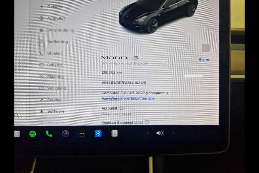 Tesla Model 3 Range Plus | Autopilot | Panorama | Leder |