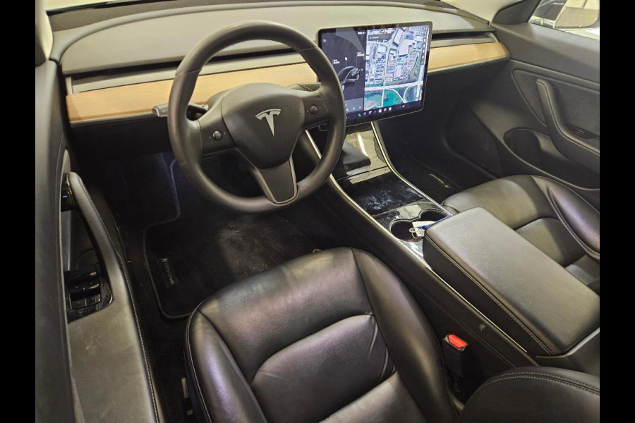 Tesla Model 3 Long Range Dual Motor AWD 75 kWh | Navi | Panorama | Trekhaak | Leder | Camera |