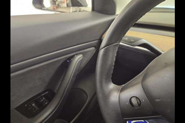 Tesla Model 3 Long Range Dual Motor AWD 75 kWh | Navi | Panorama | Trekhaak | Leder | Camera |