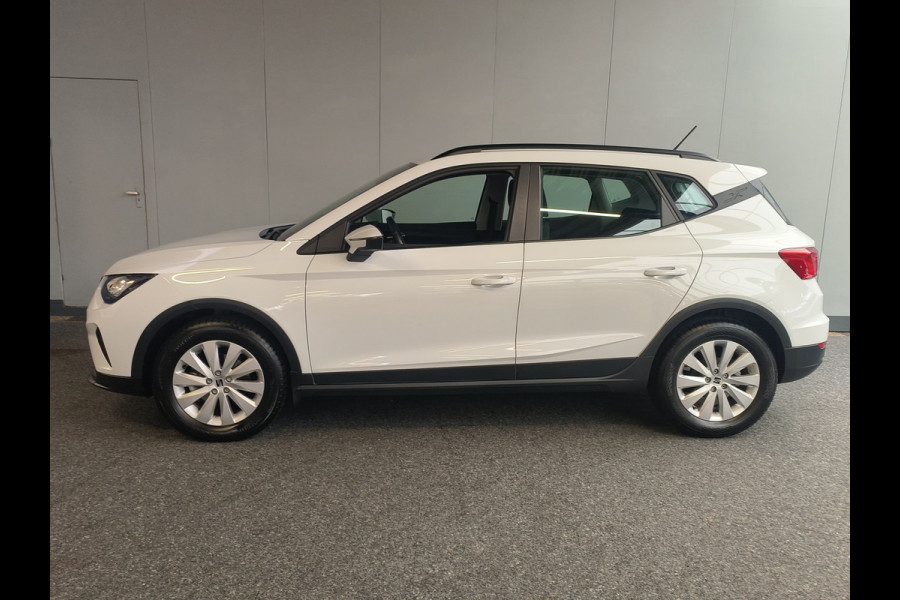 Seat Arona 1.0 EcoTSI Style Business Connect DSG AUTOMAAT uit 2024 Rijklaar + 12 maanden Bovag-garantie Henk Jongen Auto's in Helmond,  al 50 jaar service zoals 't hoort!