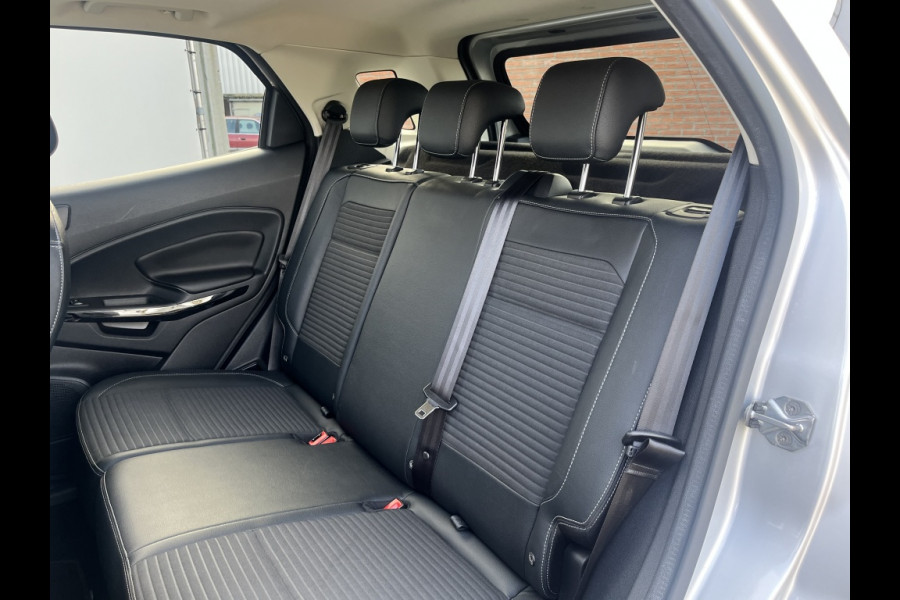 Ford EcoSport 125pk EB Titanium *DEALERONDERHOUDEN*TREKHAAK*WINTERPACK*CAMERA