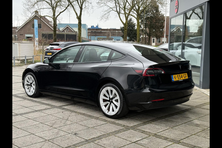 Tesla Model 3 Aut. Long Range Dual Motor AWD 75kWh | SoH 92% | Autopilot | Panorama | Leder |