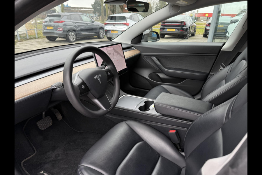 Tesla Model 3 Aut. Long Range Dual Motor AWD 75kWh | SoH 92% | Autopilot | Panorama | Leder |