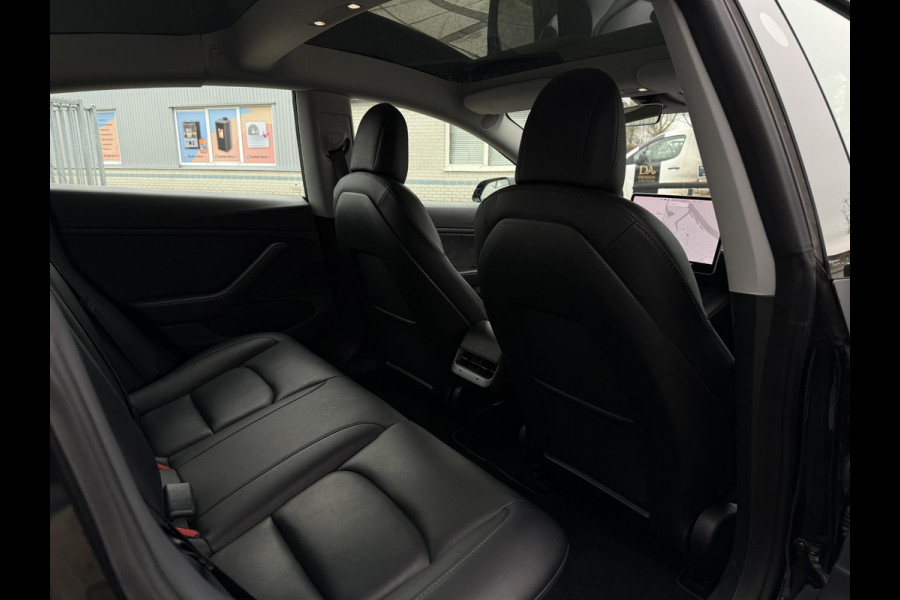 Tesla Model 3 Aut. Long Range Dual Motor AWD 75kWh | SoH 92% | Autopilot | Panorama | Leder |