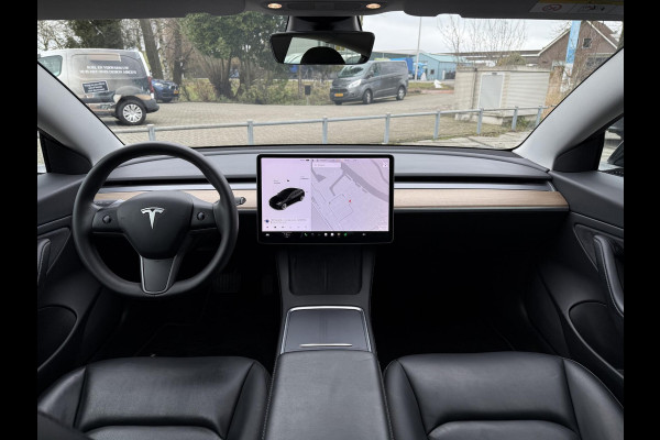 Tesla Model 3 Aut. Long Range Dual Motor AWD 75kWh | SoH 92% | Autopilot | Panorama | Leder |