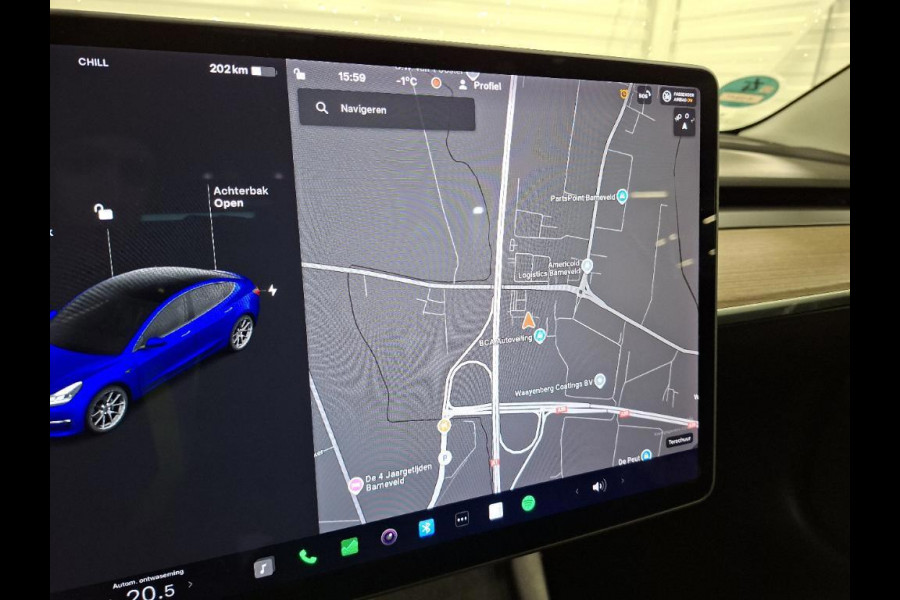 Tesla Model 3 Long Range Dual Motor AWD | Autopilot | Panorama | Leder |