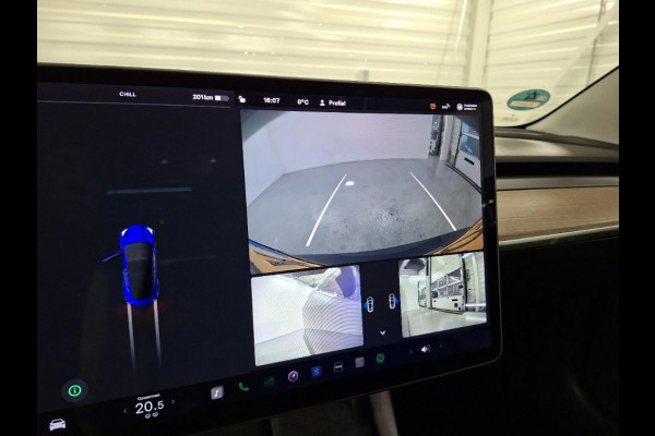 Tesla Model 3 Long Range Dual Motor AWD | Autopilot | Panorama | Leder |