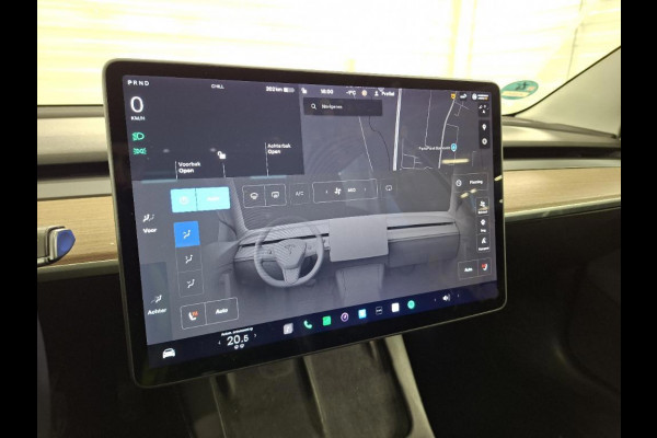 Tesla Model 3 Long Range Dual Motor AWD | Autopilot | Panorama | Leder |