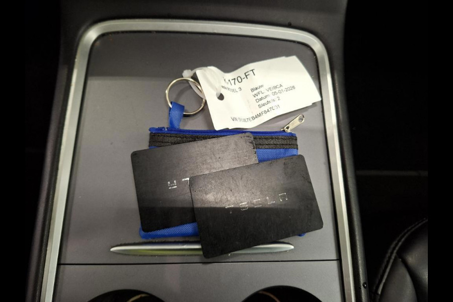 Tesla Model 3 Long Range Dual Motor AWD | Autopilot | Panorama | Leder |