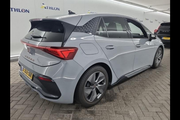 CUPRA Born Aut. Essential Edition 62 kWh | Groot Navi | Apple Car Play | ECC | PDC |