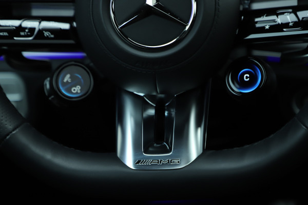 Mercedes-Benz C-Klasse AMG 63 S E Performance | 680PK | Achterasbesturing | Head-up | Burmester | Keyless-go | Sfeerverlichting | Digital-light | Acc |