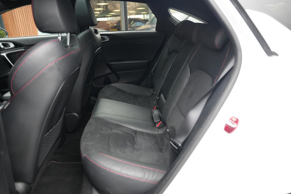 Kia ProCeed 1.6 T-GDi GT Panoramadak Cruise Lane Assist JBL Audio Leer/Alcantara 4x Stoelverw.