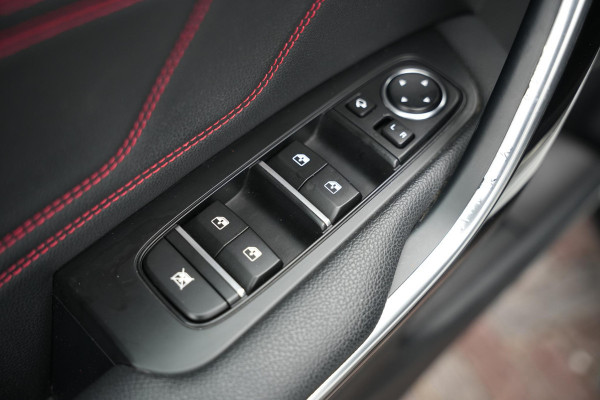 Kia ProCeed 1.6 T-GDi GT Panoramadak Cruise Lane Assist JBL Audio Leer/Alcantara 4x Stoelverw.