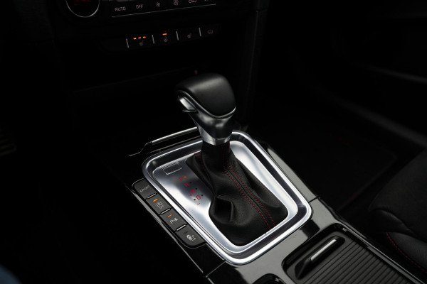 Kia ProCeed 1.6 T-GDi GT Panoramadak Cruise Lane Assist JBL Audio Leer/Alcantara 4x Stoelverw.