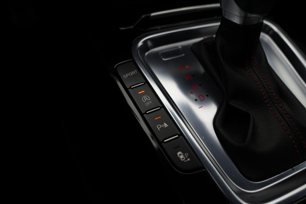 Kia ProCeed 1.6 T-GDi GT Panoramadak Cruise Lane Assist JBL Audio Leer/Alcantara 4x Stoelverw.