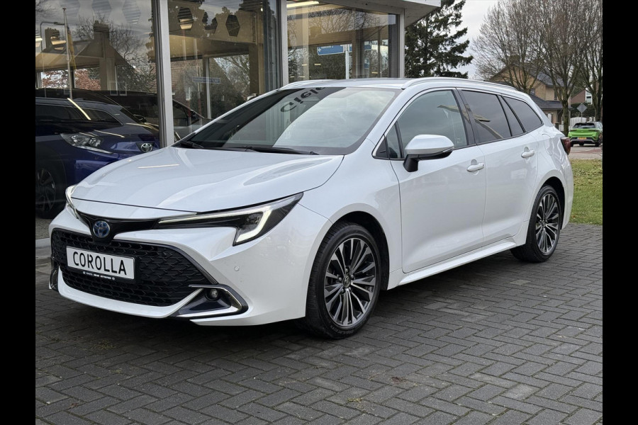 Toyota Corolla Touring Sports 2.0 Hybrid Style | Elektrische achterklep, Stoel + Stuurverwarming, Dodehoekherkenning, Parkeersensoren