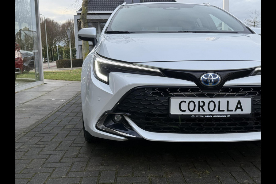 Toyota Corolla Touring Sports 2.0 Hybrid Style | Elektrische achterklep, Stoel + Stuurverwarming, Dodehoekherkenning, Parkeersensoren
