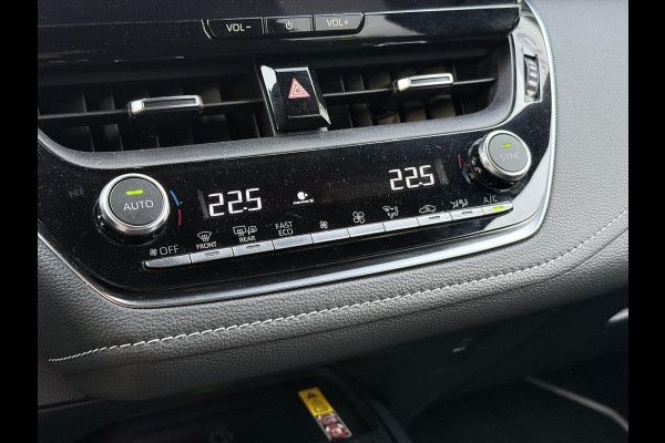 Toyota Corolla Touring Sports 2.0 Hybrid Style | Elektrische achterklep, Stoel + Stuurverwarming, Dodehoekherkenning, Parkeersensoren