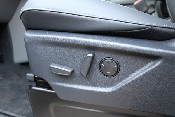 Ford Tourneo Custom PHEV L2H1 Titanium X | Panorama | Leder | AGR | B&O | 2x Elektr.schuifdeuren